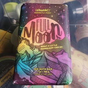Perfectly Posh Full Moon Chunk